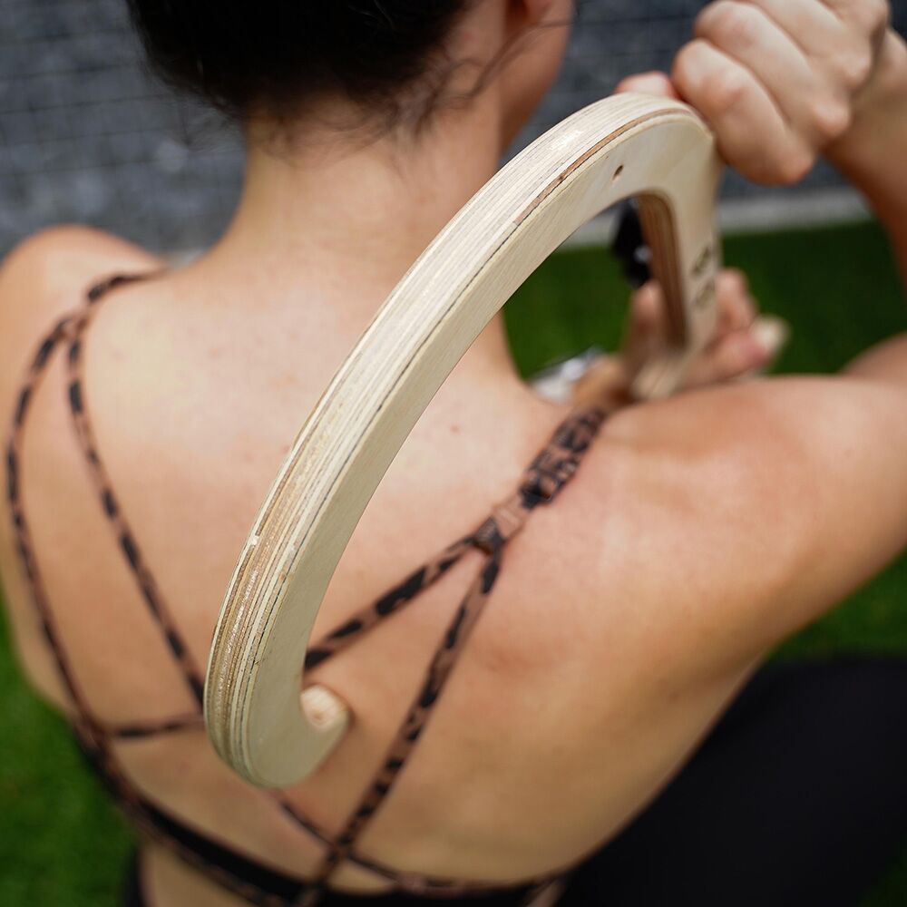 The ReGreen Tiger Massage Hook is a sustainable and travel-friendly massage tool that can help relieve minor muscle aches, muscle knots, and sore muscles. Its innovative design helps you easily massage hard-to-reach muscle knots in your back and shoulders.