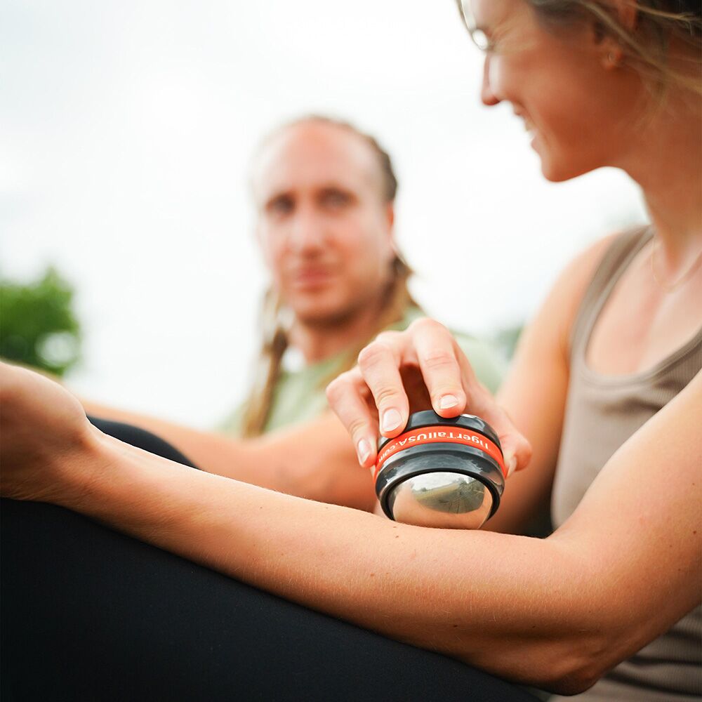 Knotty Tiger ICE is effective for the neck, shoulders, pecs, biceps, triceps, arms, hips, and other small muscles that benefit from the combination of deep pressure and cooling relief.